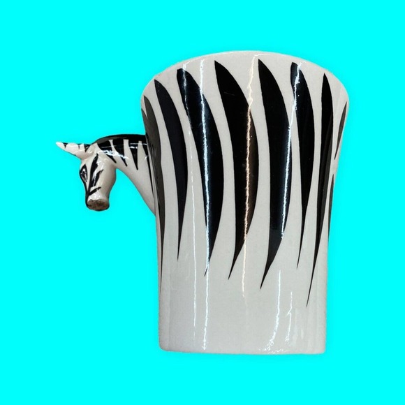 Zebra Coffee Cup Mug 12oz. with 3D Zebra Head Handle Cocoa Soup Pier One - Picture 4 of 7